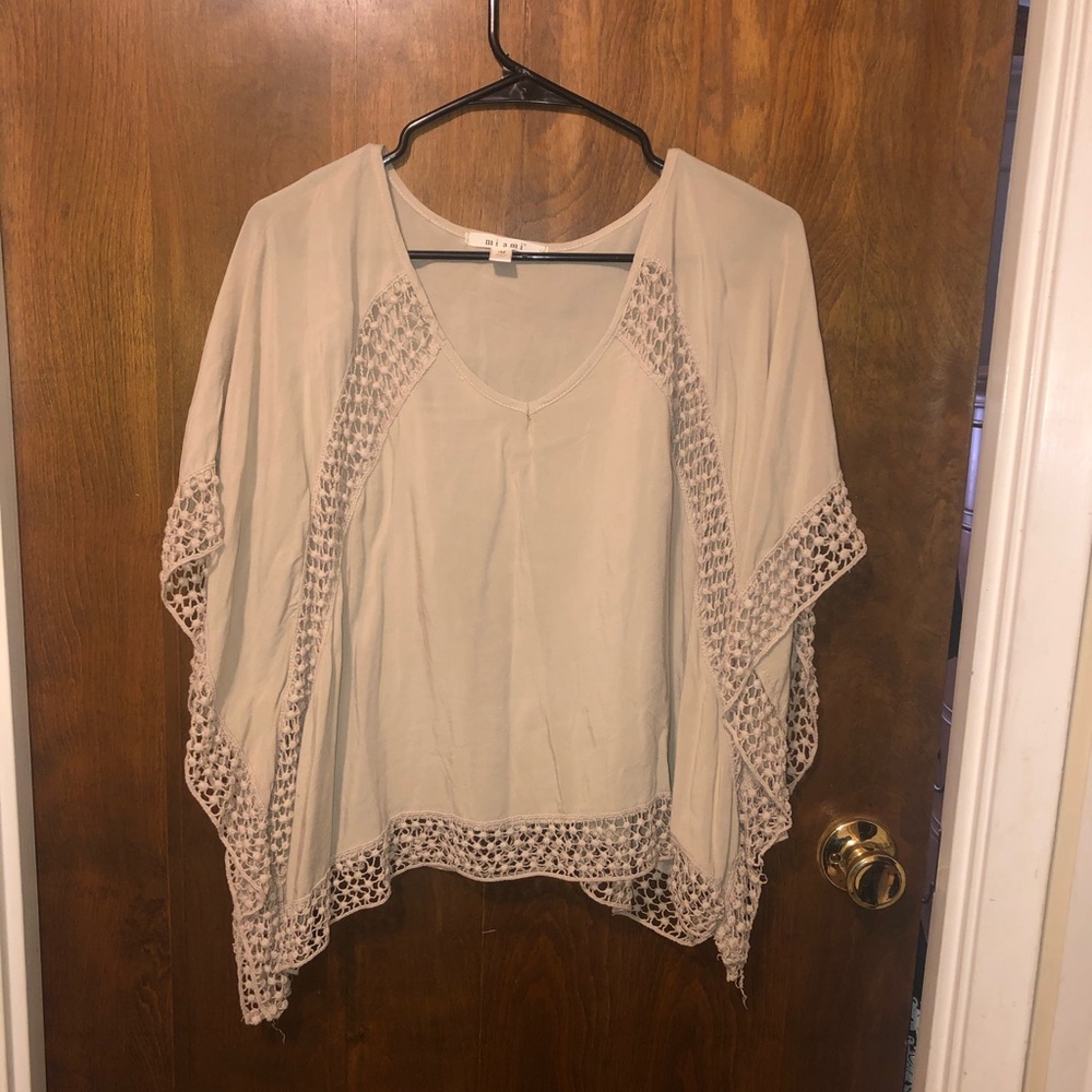 Francesca’s cream top